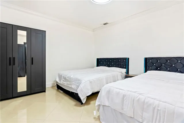 $8,500 | 19340 Northeast 19th Avenue, North Miami Beach, FL 33179