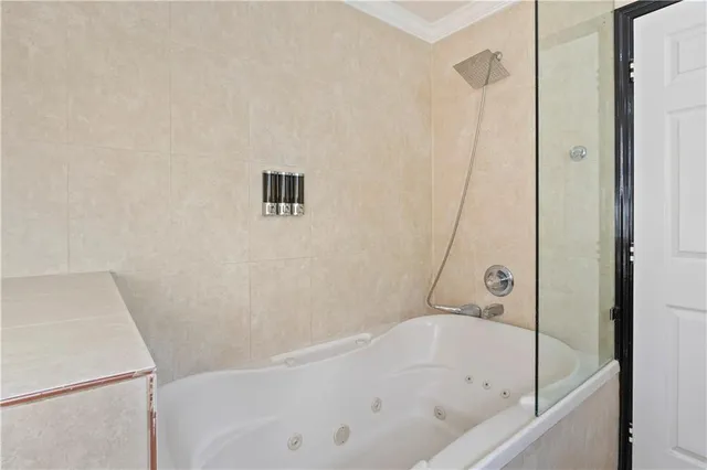 $8,500 | 19340 Northeast 19th Avenue, North Miami Beach, FL 33179