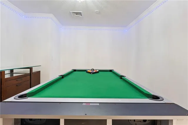 $8,500 | 19340 Northeast 19th Avenue, North Miami Beach, FL 33179