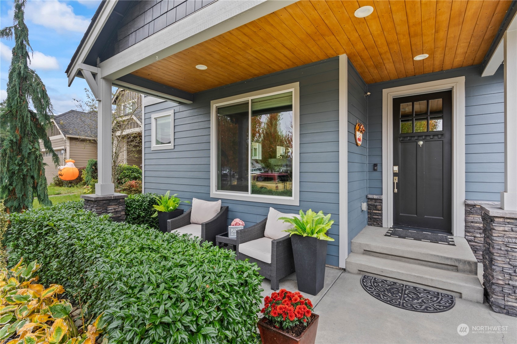 14923 Benton Loop Sumner, WA 98390 - Photo 2 of 36 Gallery Image 2