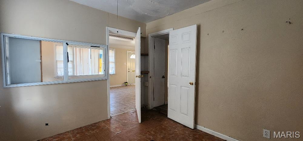 2350 Chambers Road St. Louis, MO 63136 - Photo 8 of 36