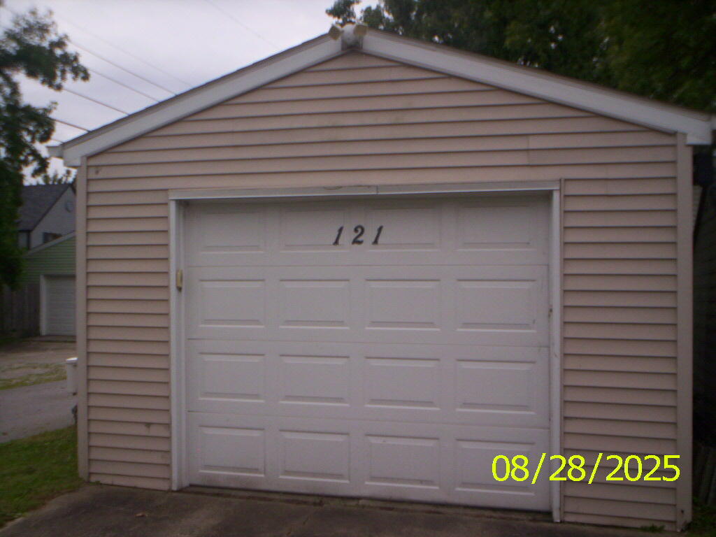 121 South Wisconsin Street Hobart, IN 46342 - Photo 2 of 7 a front view of a house