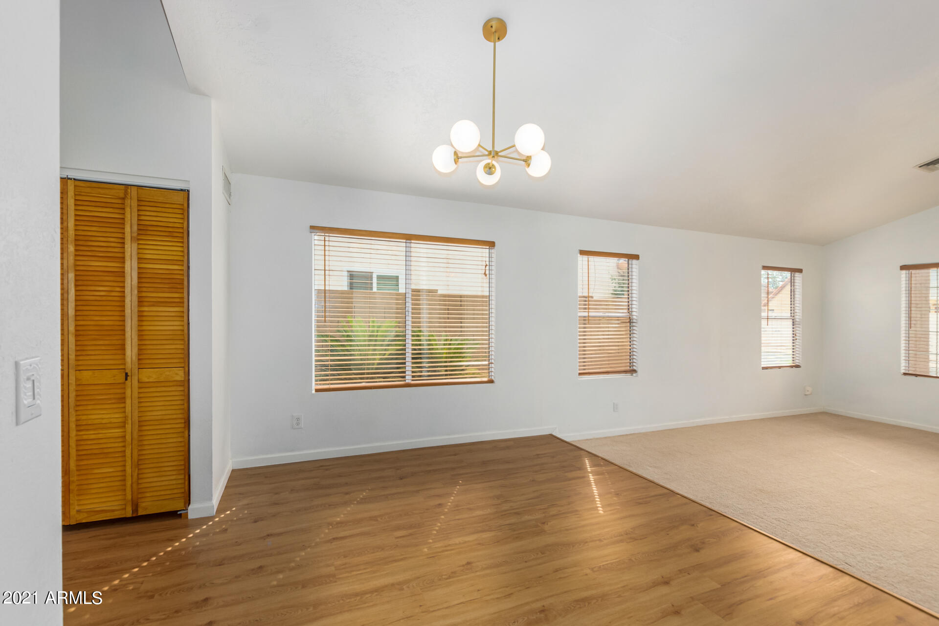 444 East Silver Creek Road Gilbert, AZ 85296 - Photo 9 of 43 0009-09 - Silver Creek