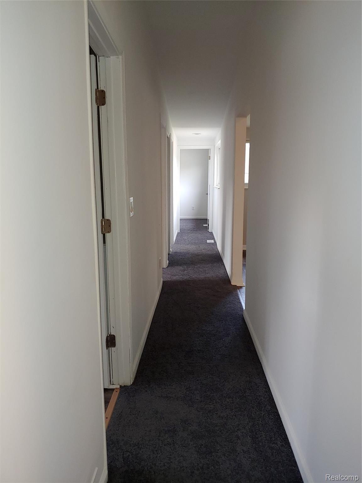 217 Henry Ruff Road Garden City, MI 48135 - Photo 10 of 43 20191125_144953_HDR.jpg