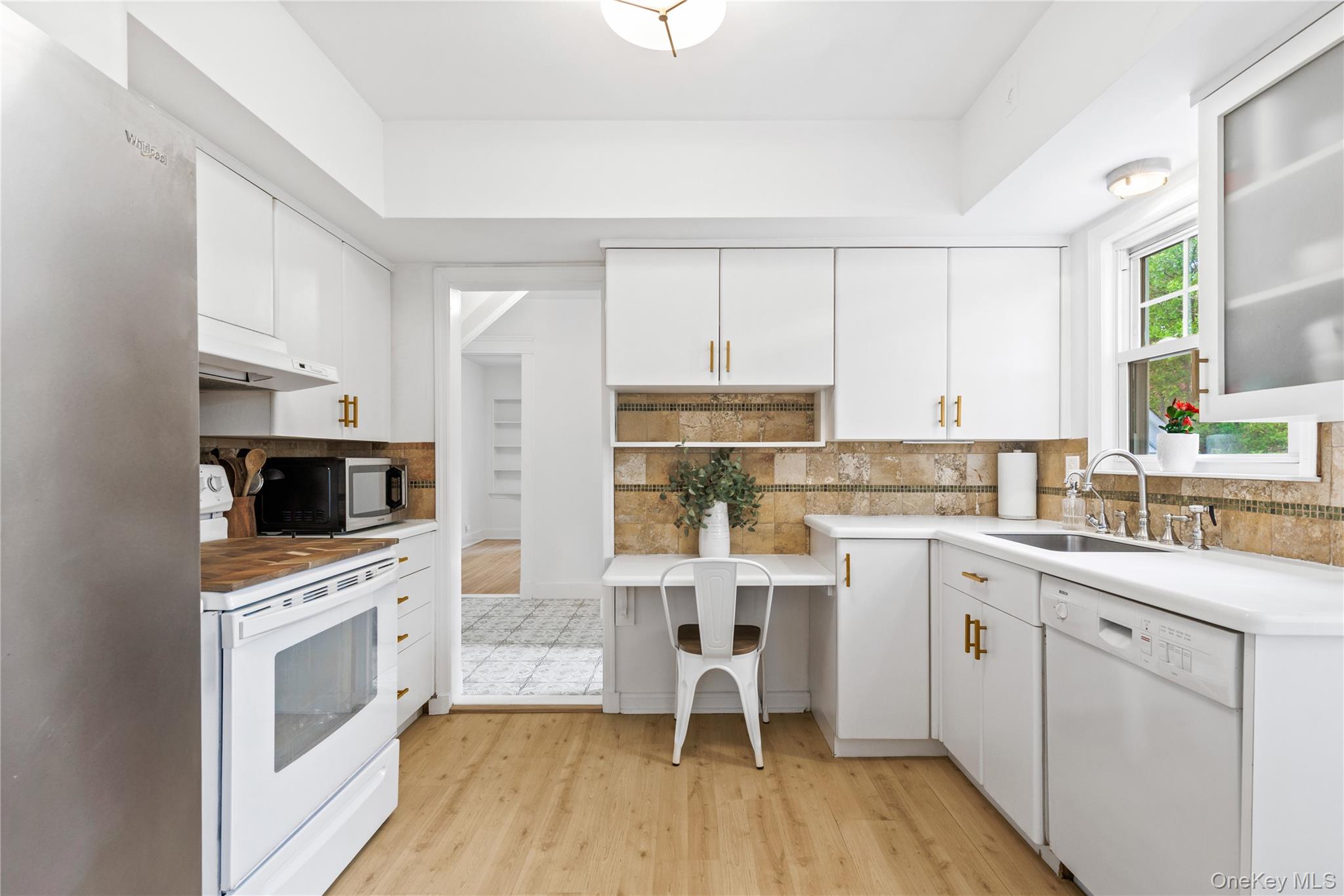 201 Clayton Road Scarsdale, NY 10583 - Photo 13 of 34 Alternate view of Kitchen.