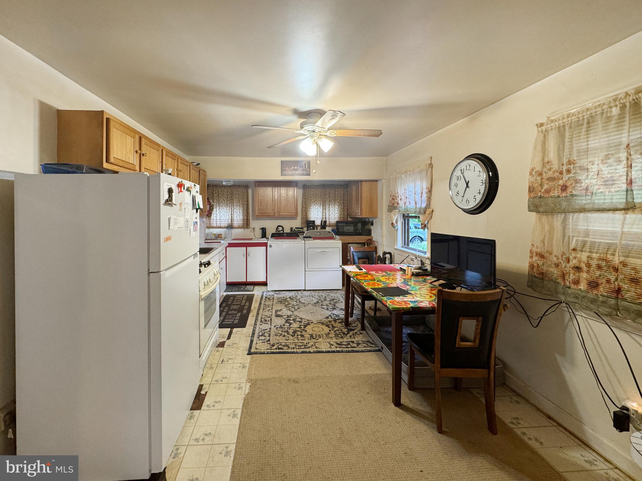 1708 Rita Road Baltimore, MD 21222 - Photo 3 of 9 Eat in Kitchen