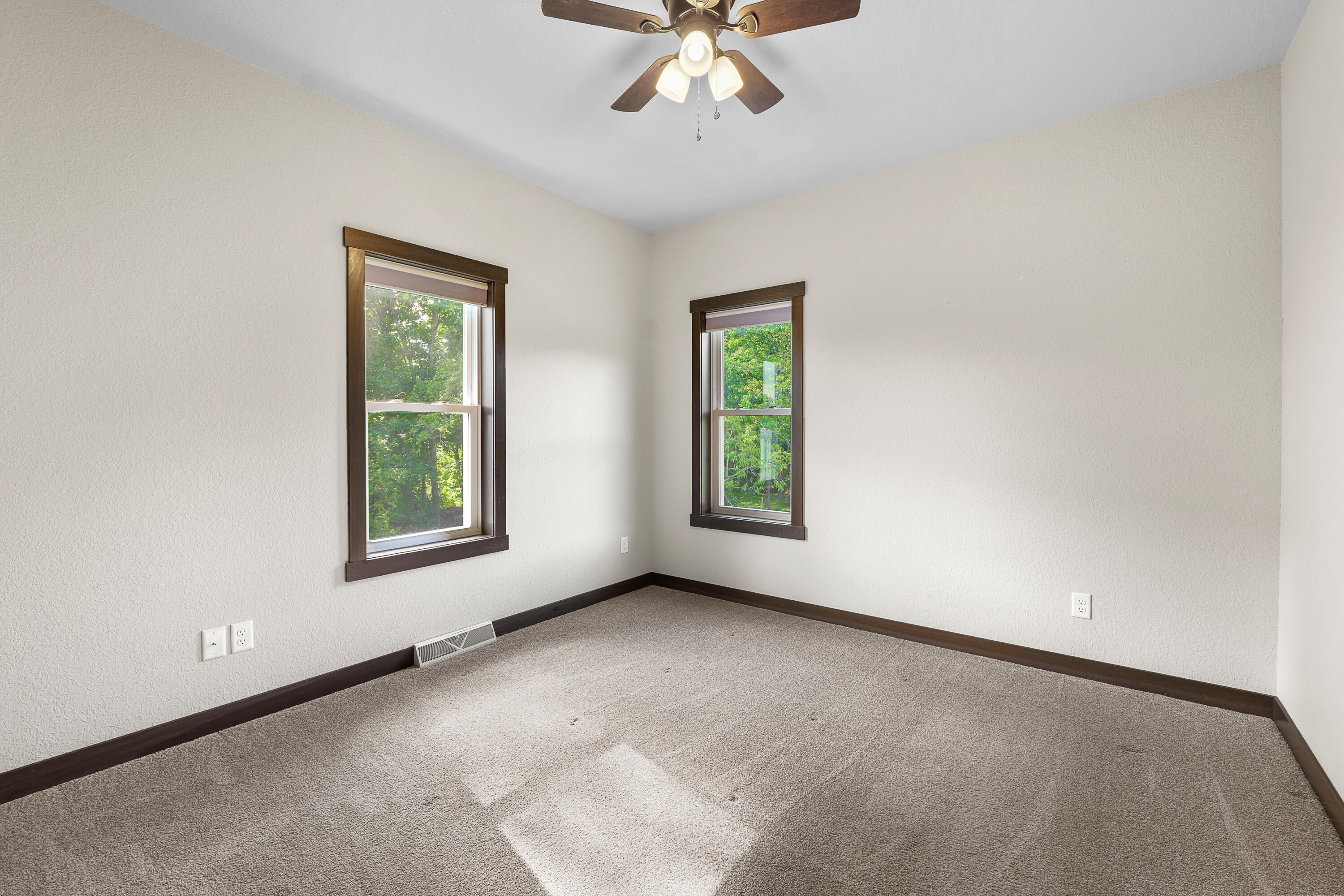 W2345 Big Ben Road Osceola, WI 53019 - Photo 17 of 47 P1282247