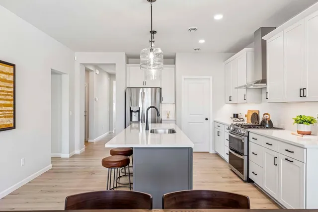 $558,740 | 10974 37th Street North, Lake Elmo, MN 55042