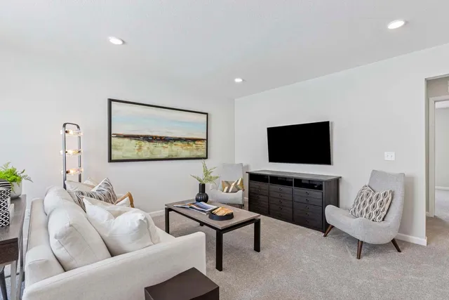 $558,740 | 10974 37th Street North, Lake Elmo, MN 55042