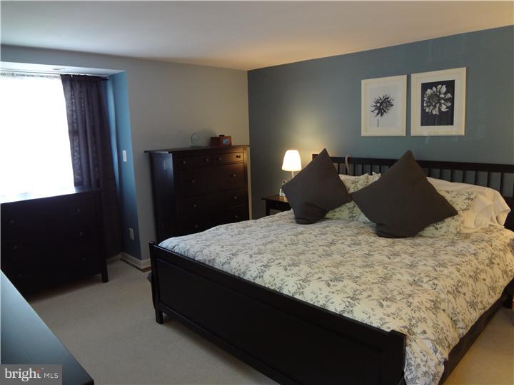 1426 Powell Road Brookhaven, PA 19015 - Photo 11 of 24