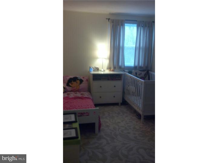 1426 Powell Road Brookhaven, PA 19015 - Photo 14 of 24
