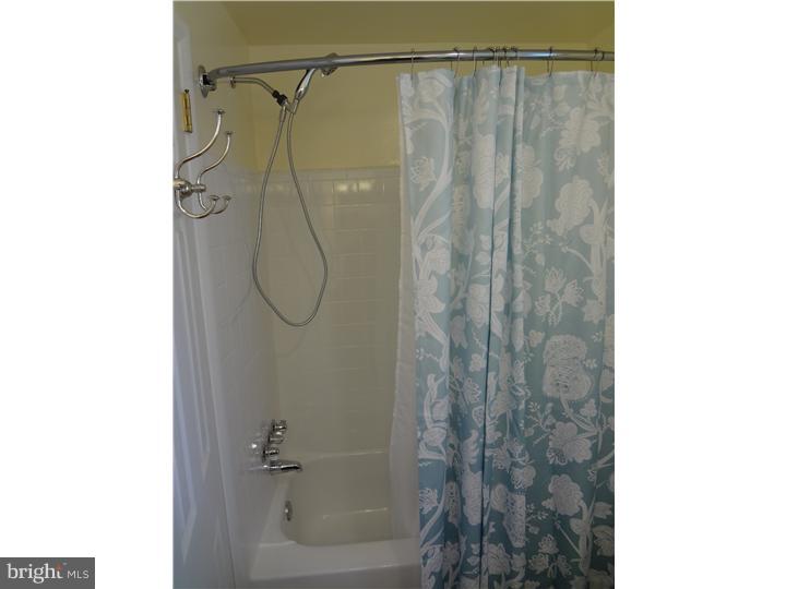 1426 Powell Road Brookhaven, PA 19015 - Photo 19 of 24
