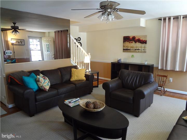 1426 Powell Road Brookhaven, PA 19015 - Photo 3 of 24