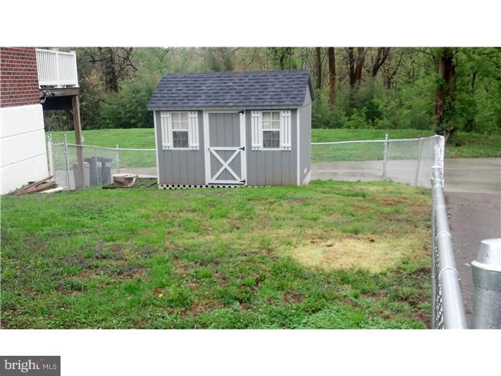 1426 Powell Road Brookhaven, PA 19015 - Photo 23 of 24