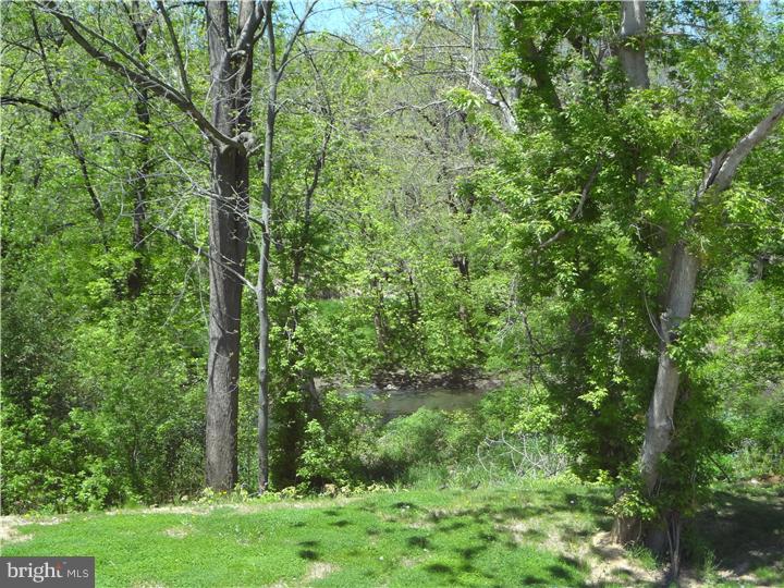 1426 Powell Road Brookhaven, PA 19015 - Photo 24 of 24