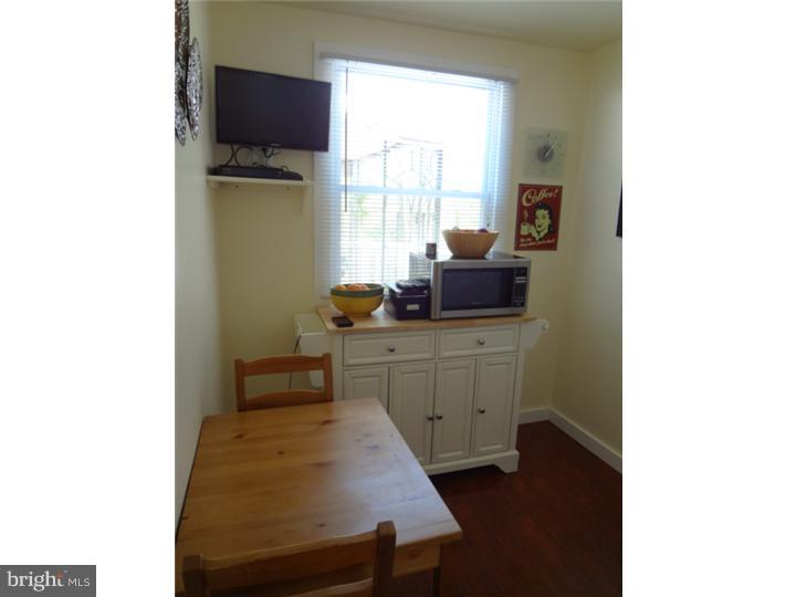 1426 Powell Road Brookhaven, PA 19015 - Photo 10 of 24