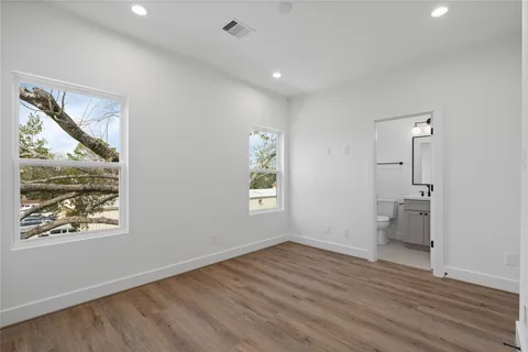 $409,900 | 826 Curtin Street, Unit D, Houston, TX 77018