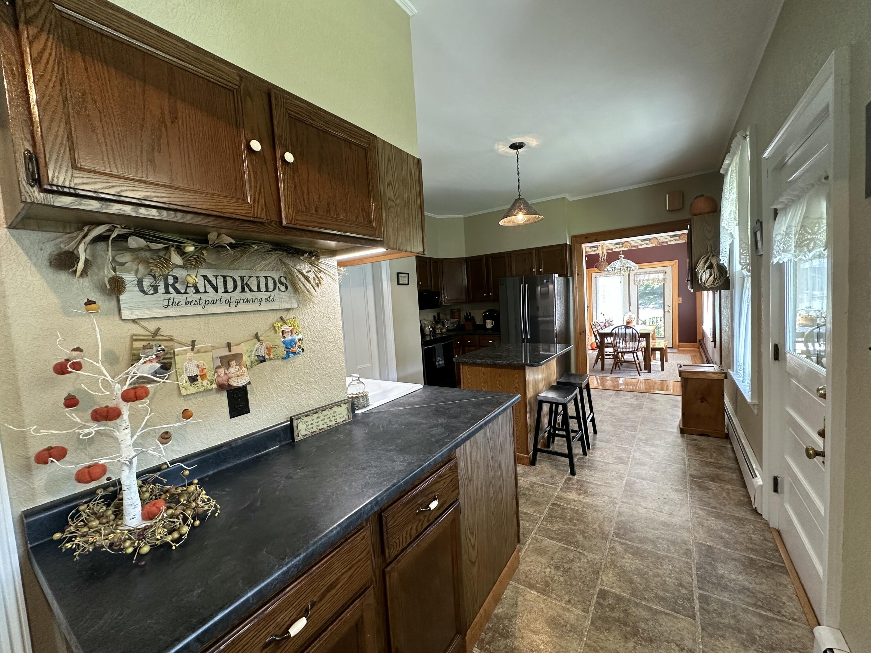 9 Charles Street Houlton, ME 04730 - Photo 9 of 28 IMG_0966