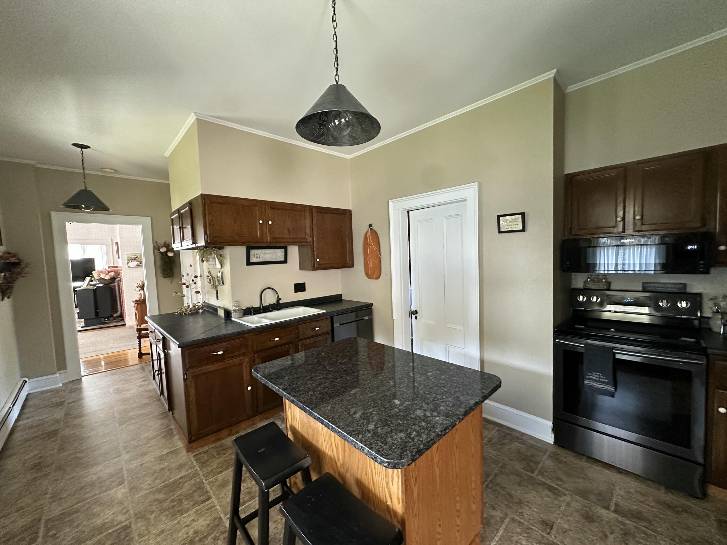 9 Charles Street Houlton, ME 04730 - Photo 10 of 28 IMG_0968