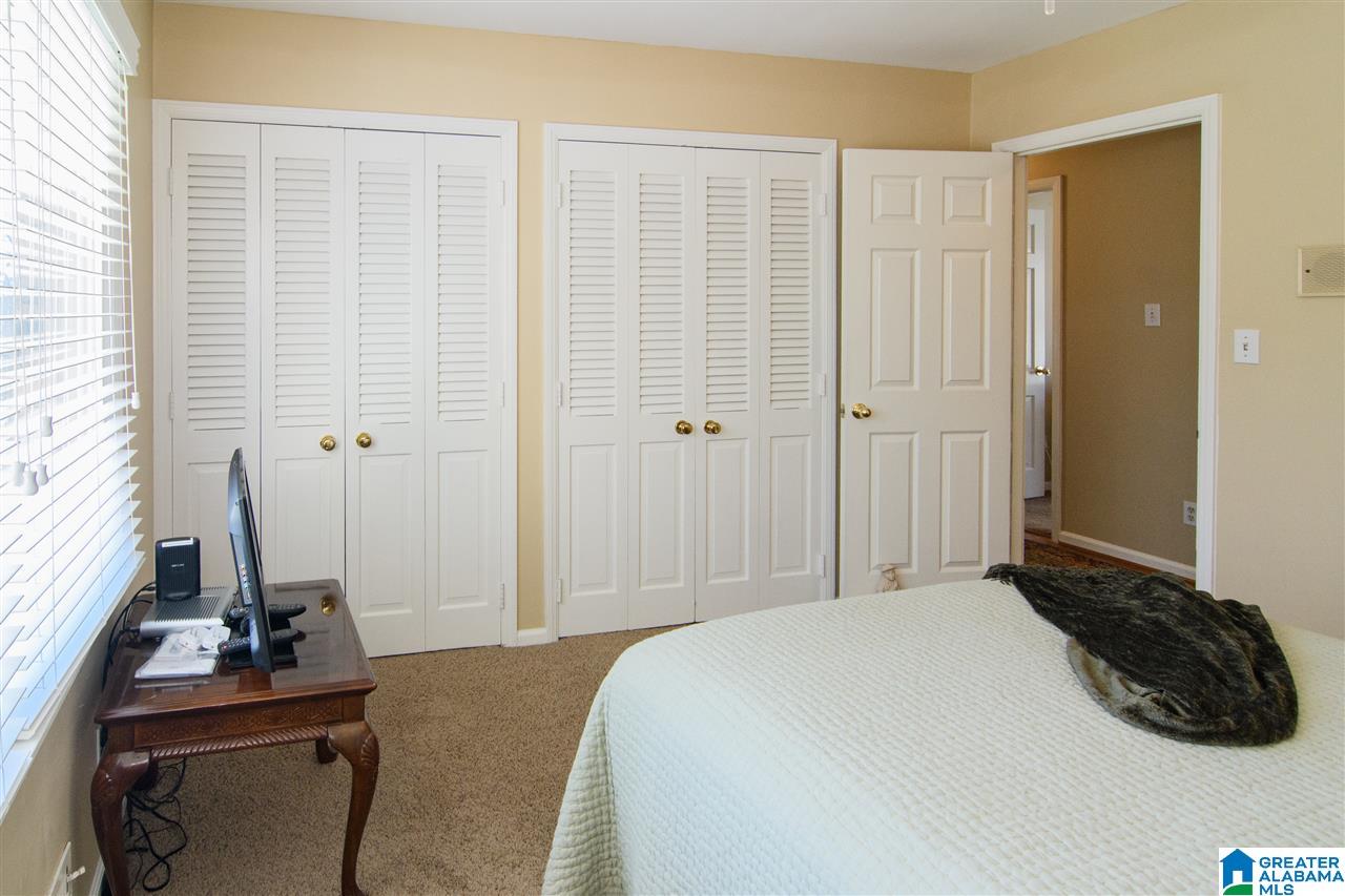 1817 Post Oak Road Vestavia Hills, AL 35216 - Photo 33 of 50