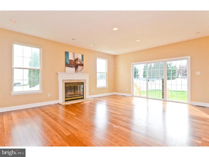 42 Albany Road Marlton, NJ 08053 - Photo 2 of 24 Family Room