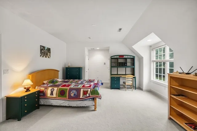 $3,988,000 | 8 Stratford Way, Lincoln, MA 01773