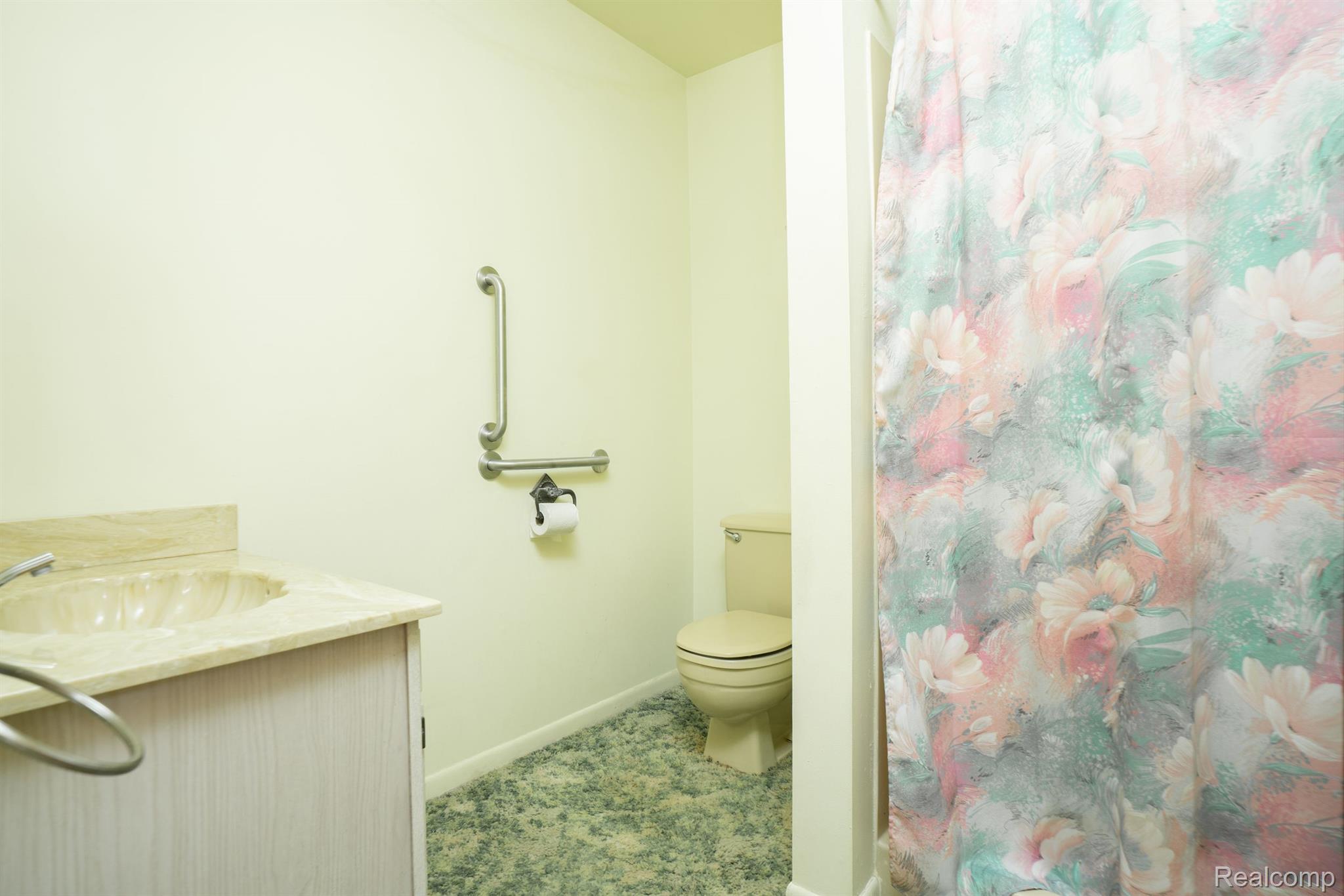 4750 North Nicholson Road Fowlerville, MI 48836 - Photo 13 of 31 Gallery Image 13