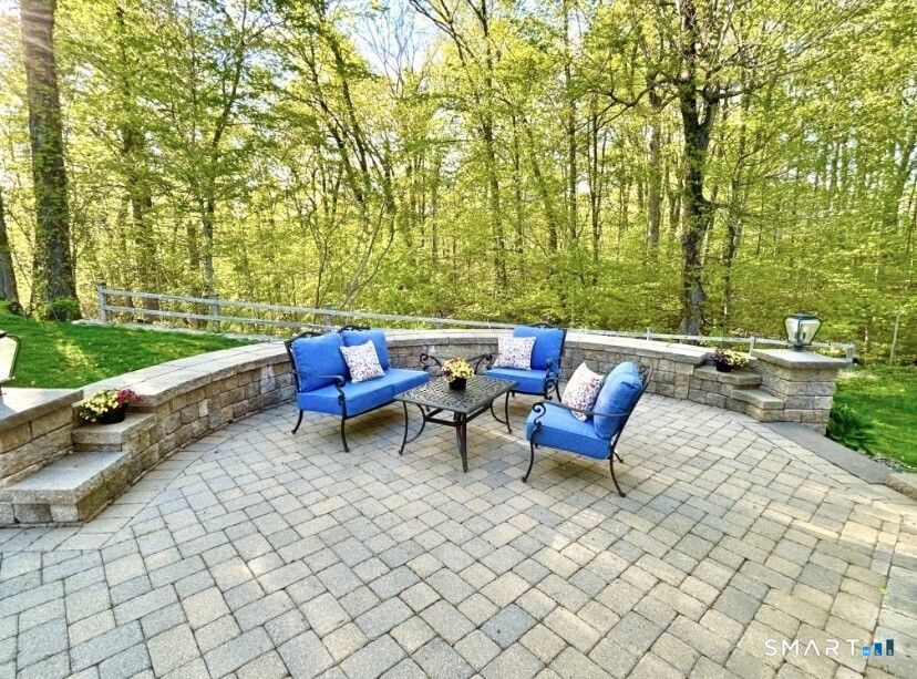 15 Tryon Farm Road Glastonbury, CT 06073 - Photo 6 of 40 Private Patio