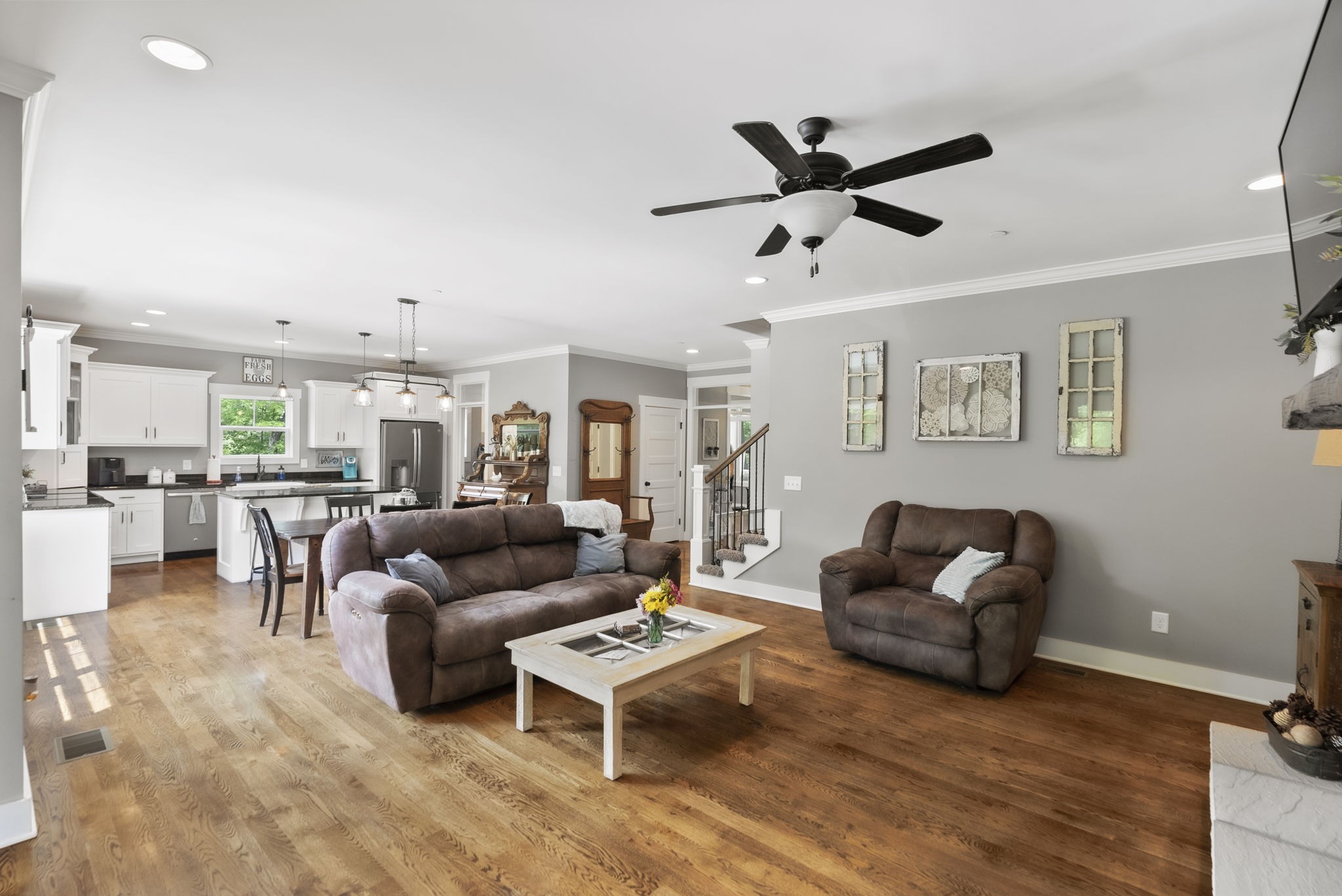 2764 New Hall Road Greenbrier, TN 37073 - Photo 17 of 44 a living room with furniture kitchen view and a window