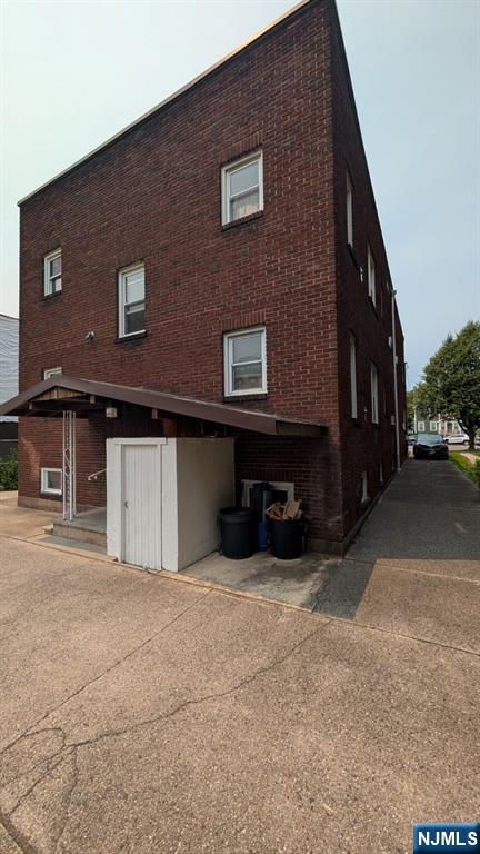 219 Orient Way Rutherford, NJ 07070 - Photo 5 of 46