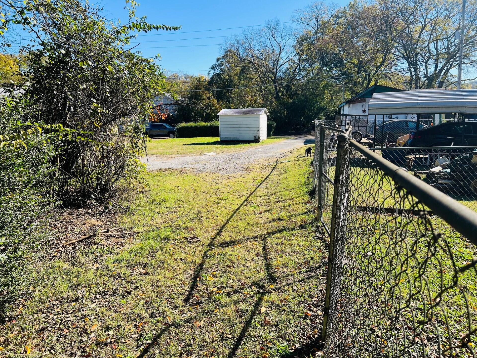 2015 Windsor Street Chattanooga, TN 37406 - Photo 33 of 34 Windsor back alley access