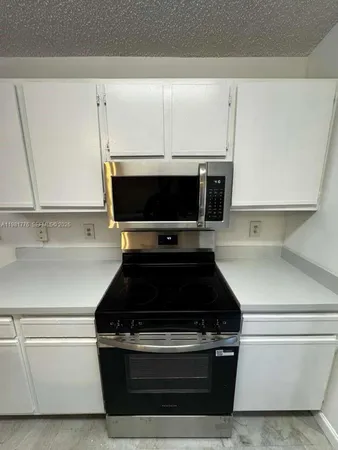 $1,800 | 9999 Summerbreeze Drive, Unit 910, Sunrise, FL 33322