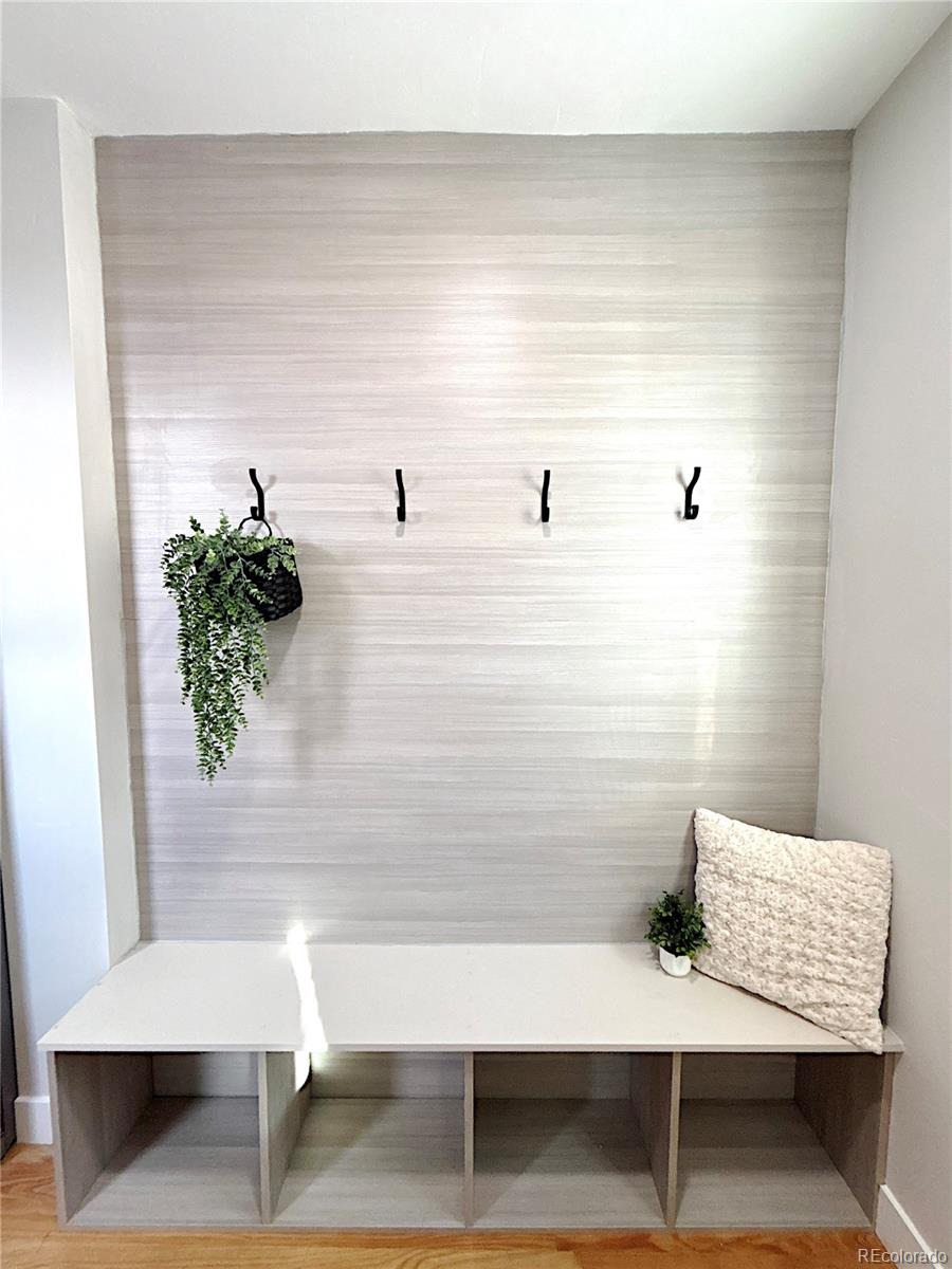 1129 Fillmore Street Denver, CO 80206 - Photo 10 of 32 a view of table and chair