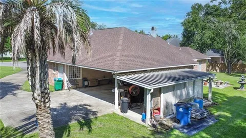 $370,000 | 37161 Shadow Court, Prairieville, LA 70769