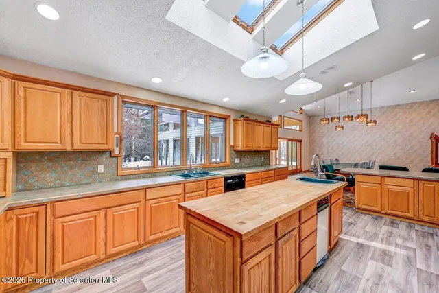 $825,000 | 1742 Highway 848, New Milford, PA 18834