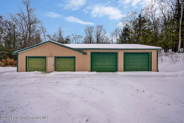 $825,000 | 1742 Highway 848, New Milford, PA 18834