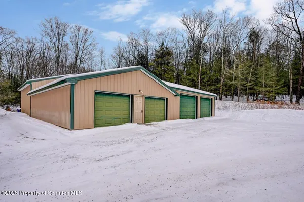 $825,000 | 1742 Highway 848, New Milford, PA 18834