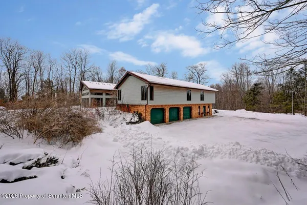$825,000 | 1742 Highway 848, New Milford, PA 18834