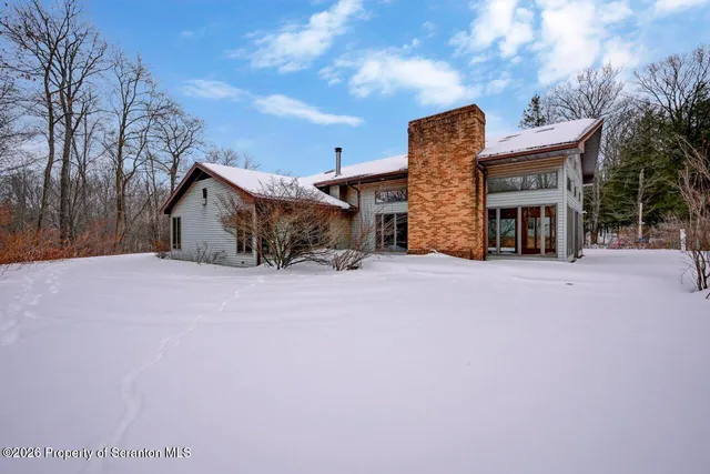 $825,000 | 1742 Highway 848, New Milford, PA 18834