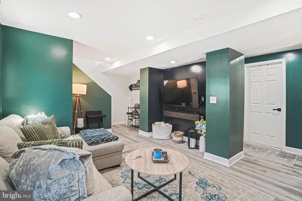 $475,000 | 711 60th Avenue, Fairmount Heights, MD 20743