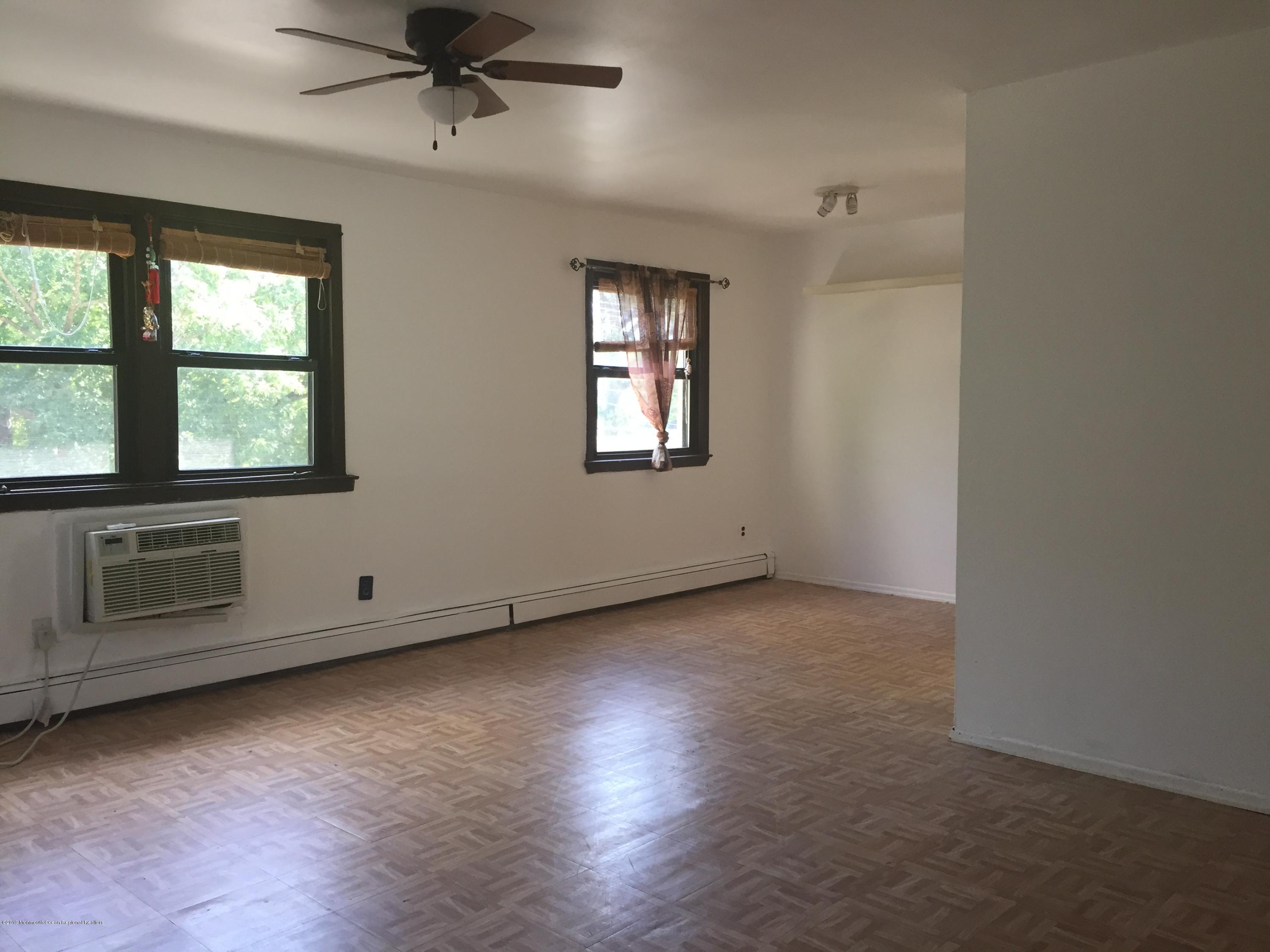 400 Cross Road, Unit A2 Matawan, NJ 07747 - Photo 8 of 13 liv1