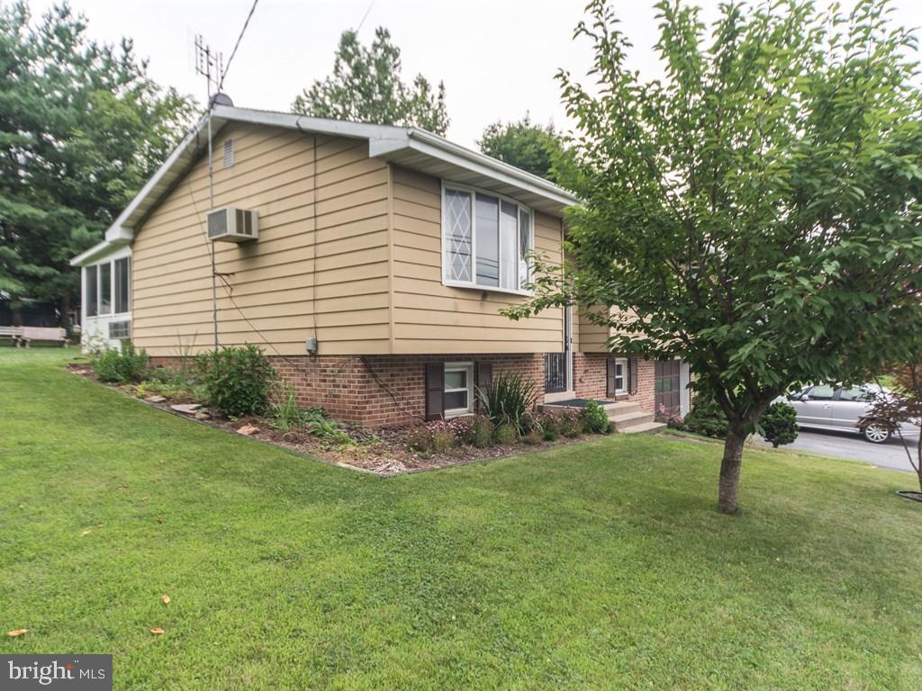 1671 North Reading Road Stevens, PA 17578 - Photo 5 of 36 Gallery Image 5