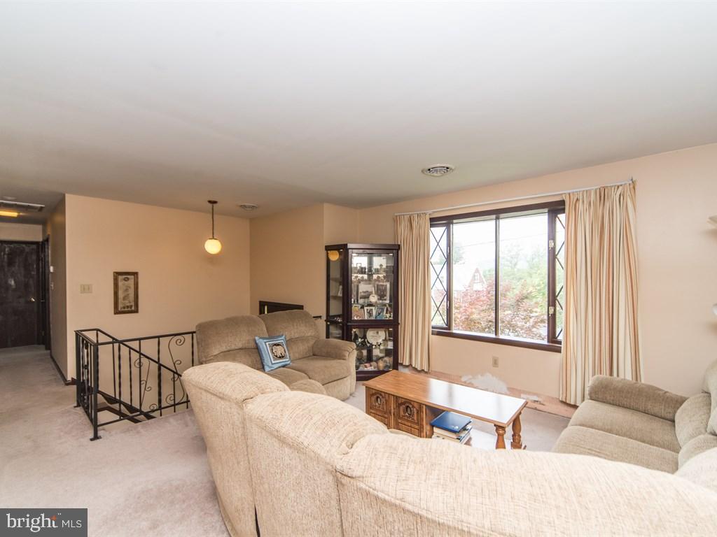 1671 North Reading Road Stevens, PA 17578 - Photo 6 of 36 Gallery Image 6