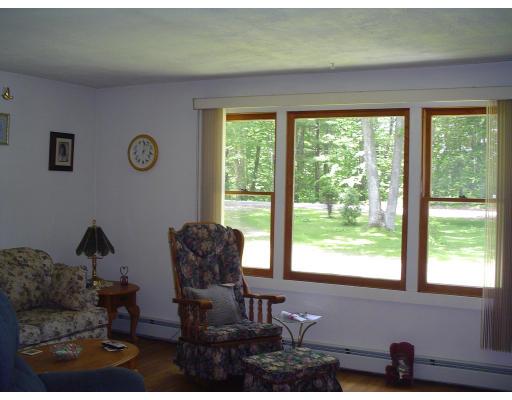 31 Little River Road Kingston, NH 03848 - Photo 4 of 12 Gallery Image 4