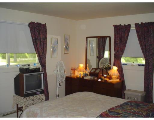 31 Little River Road Kingston, NH 03848 - Photo 5 of 12 Gallery Image 5
