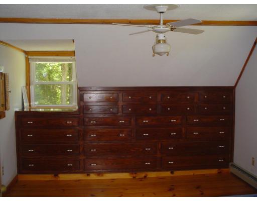 31 Little River Road Kingston, NH 03848 - Photo 6 of 12 Gallery Image 6