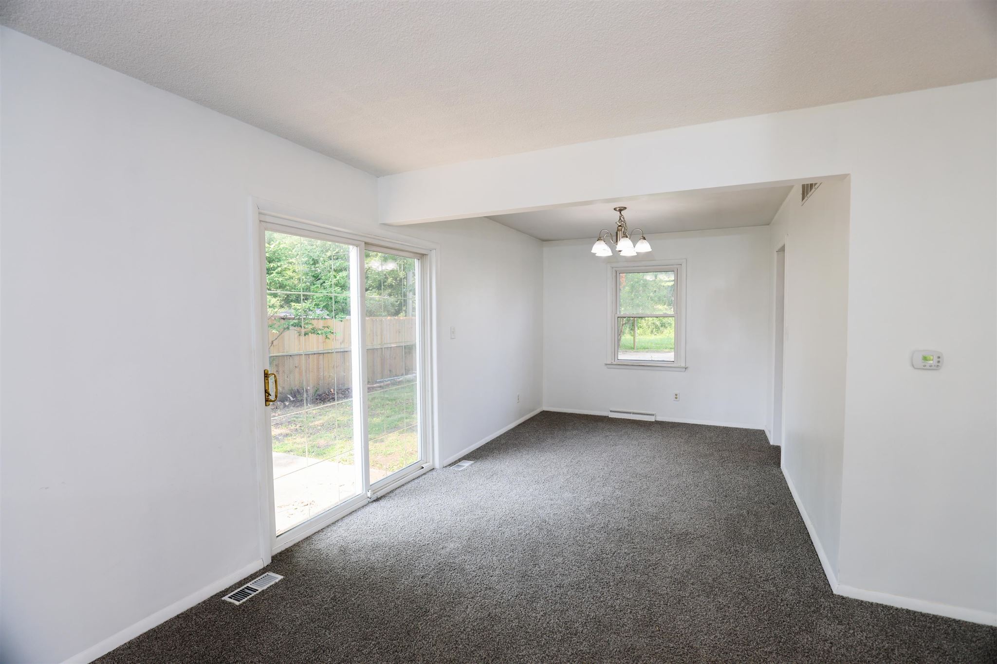 1720 Mayflower Road Fort Wayne, IN 46819 - Photo 11 of 34