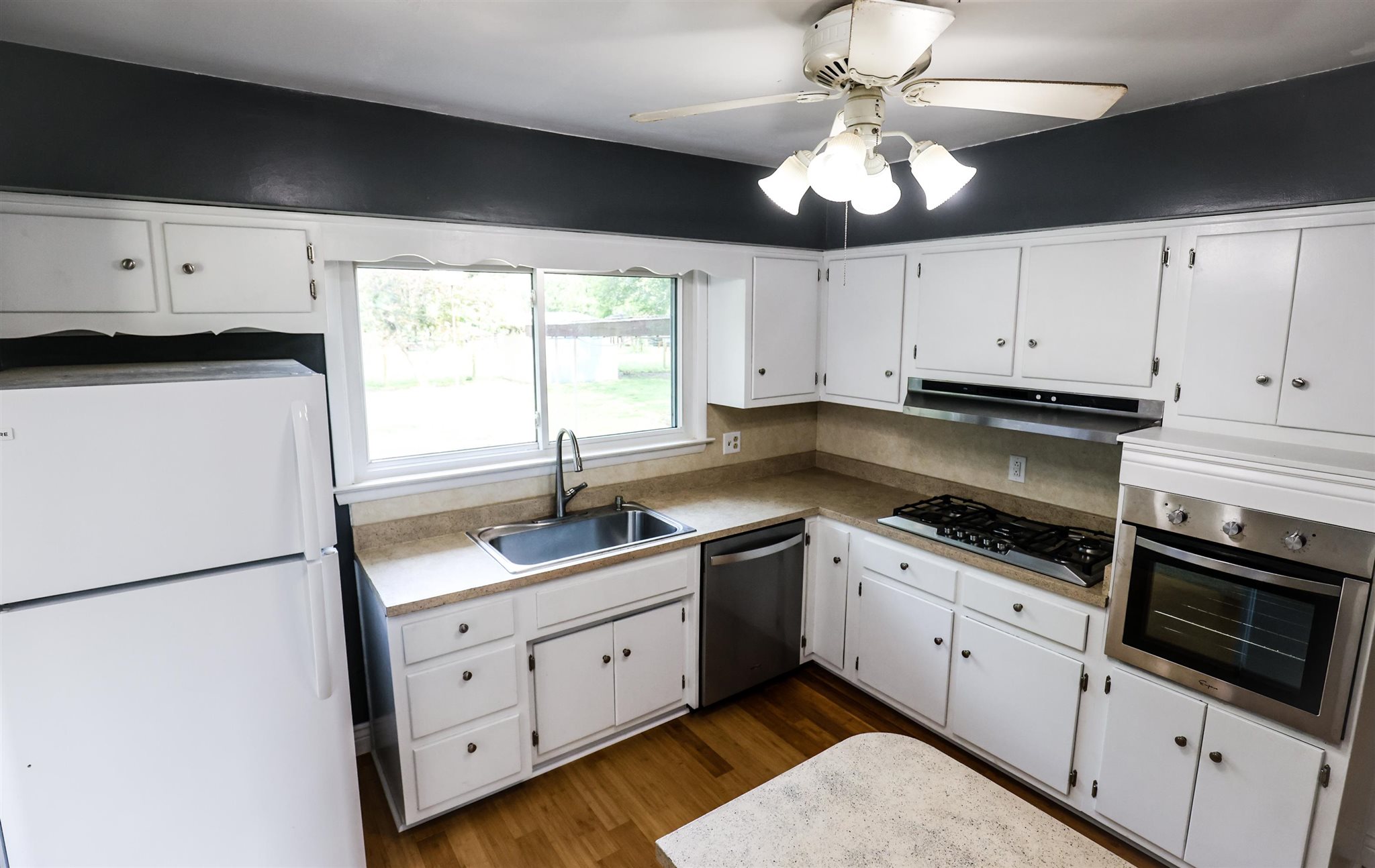 1720 Mayflower Road Fort Wayne, IN 46819 - Photo 16 of 34