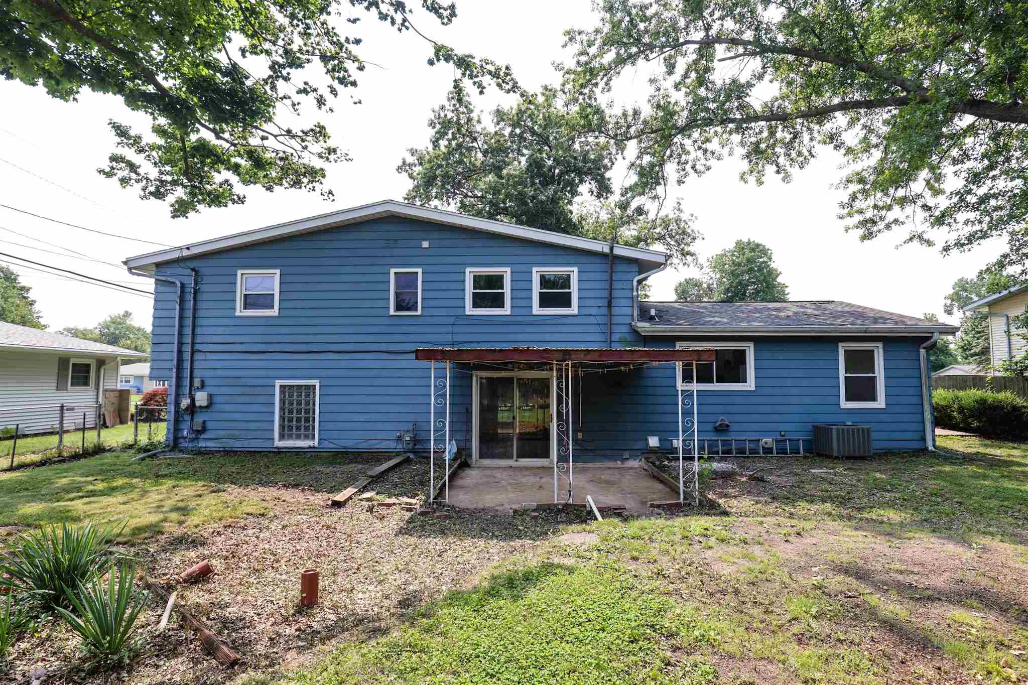 1720 Mayflower Road Fort Wayne, IN 46819 - Photo 4 of 34