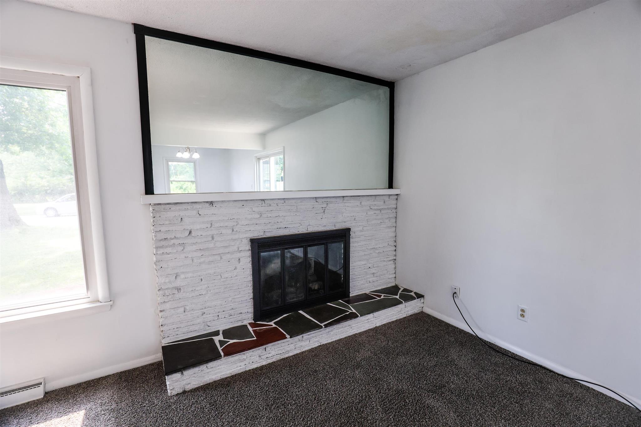 1720 Mayflower Road Fort Wayne, IN 46819 - Photo 10 of 34
